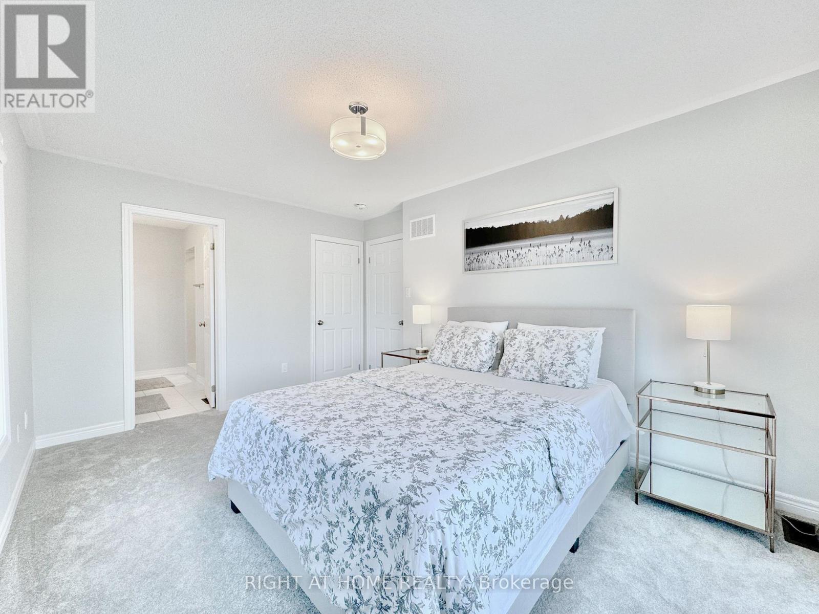 












39 - 113 HARTLEY AVENUE

,
Brant (Paris),




Ontario
N3L0K8

