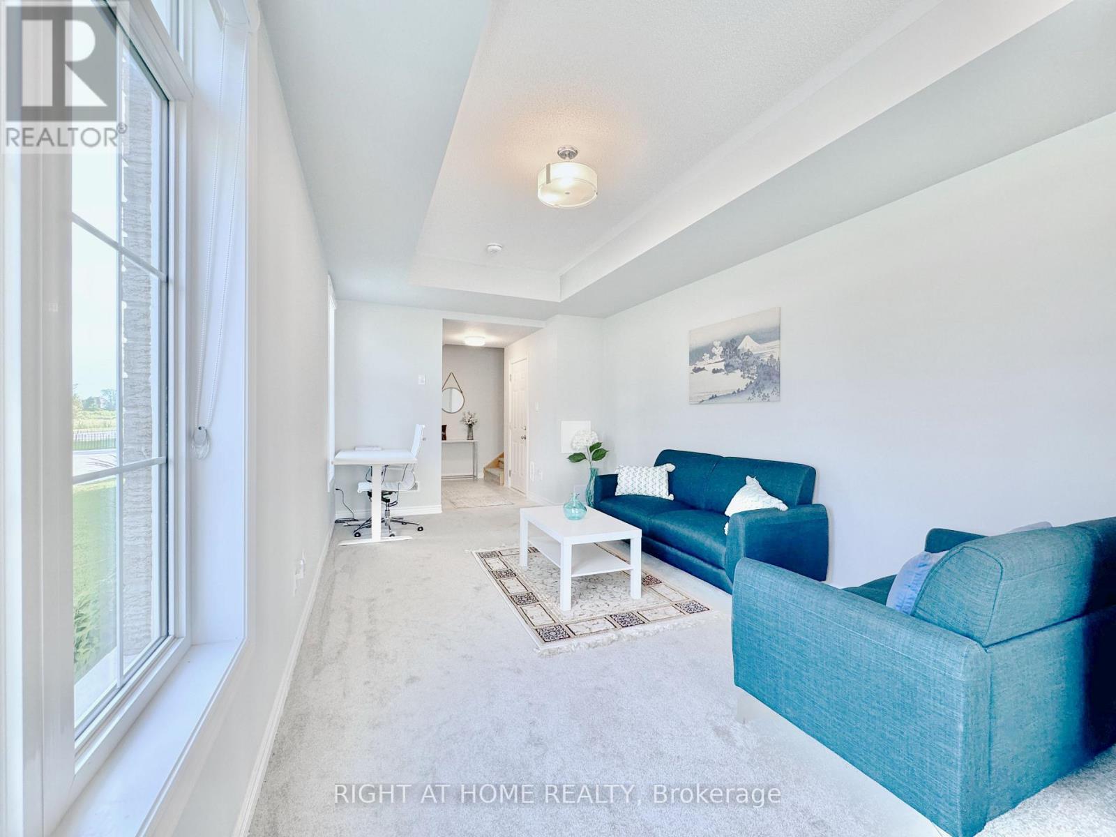 












39 - 113 HARTLEY AVENUE

,
Brant (Paris),




Ontario
N3L0K8

