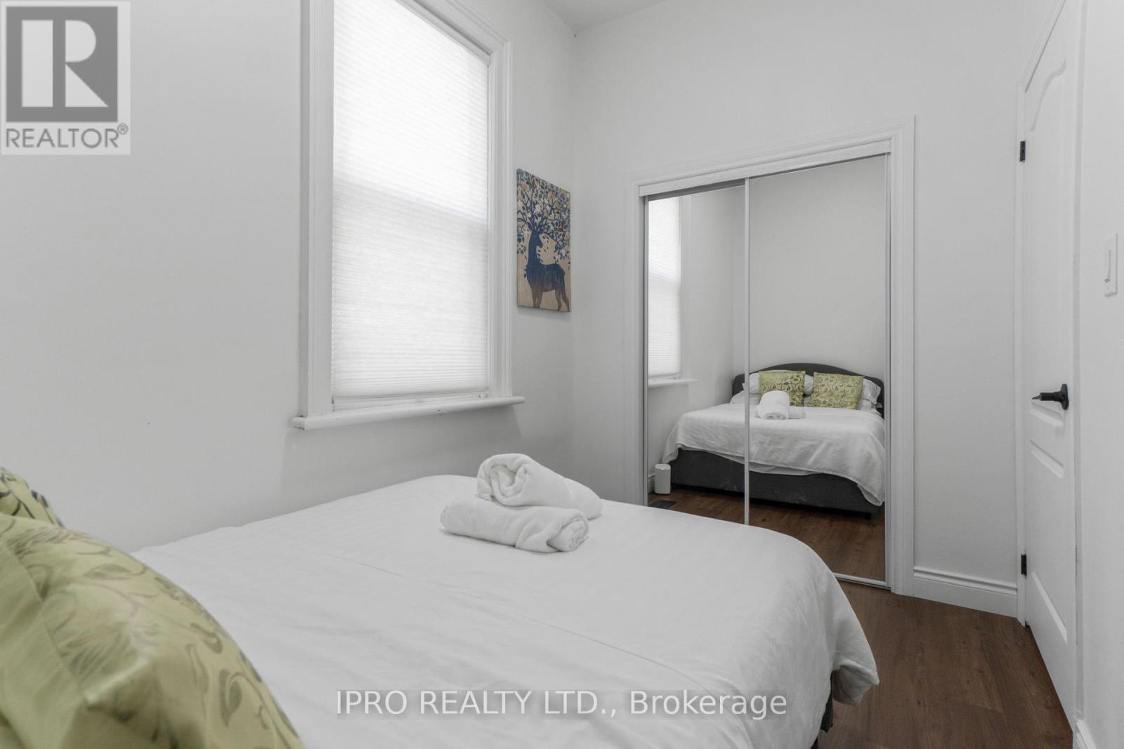 












368 SIMCOE STREET

,
London East (East K),




Ontario
N6B1J7

