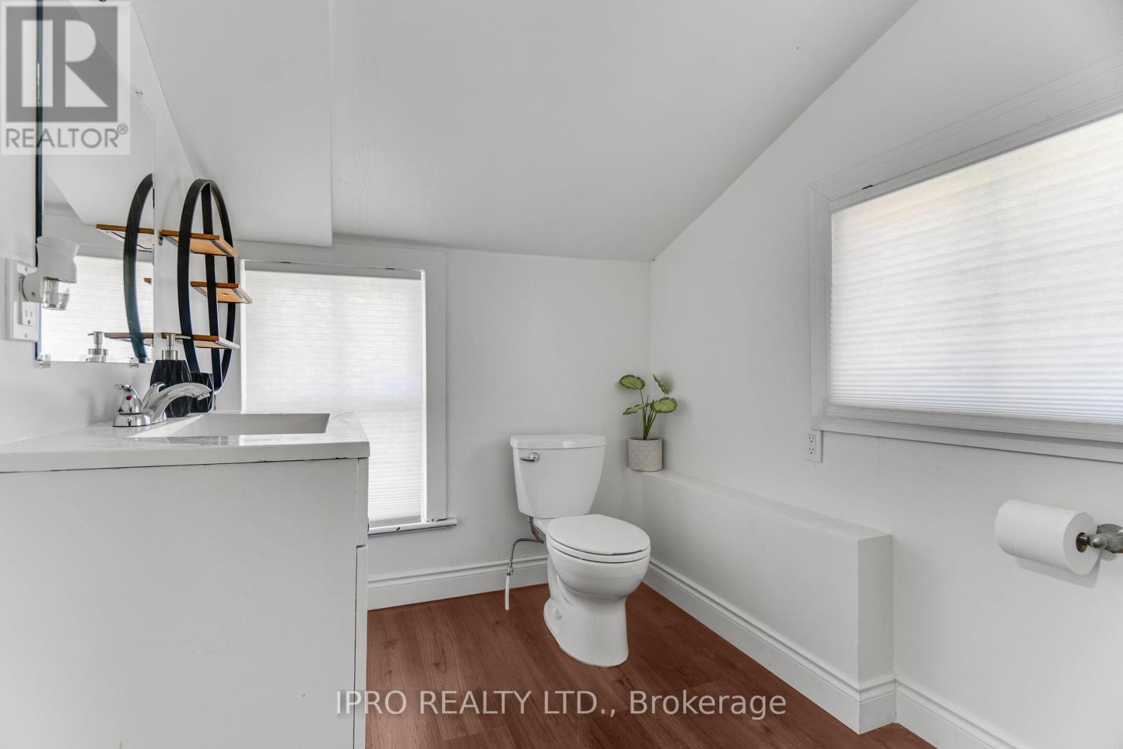 












368 SIMCOE STREET

,
London East (East K),




Ontario
N6B1J7

