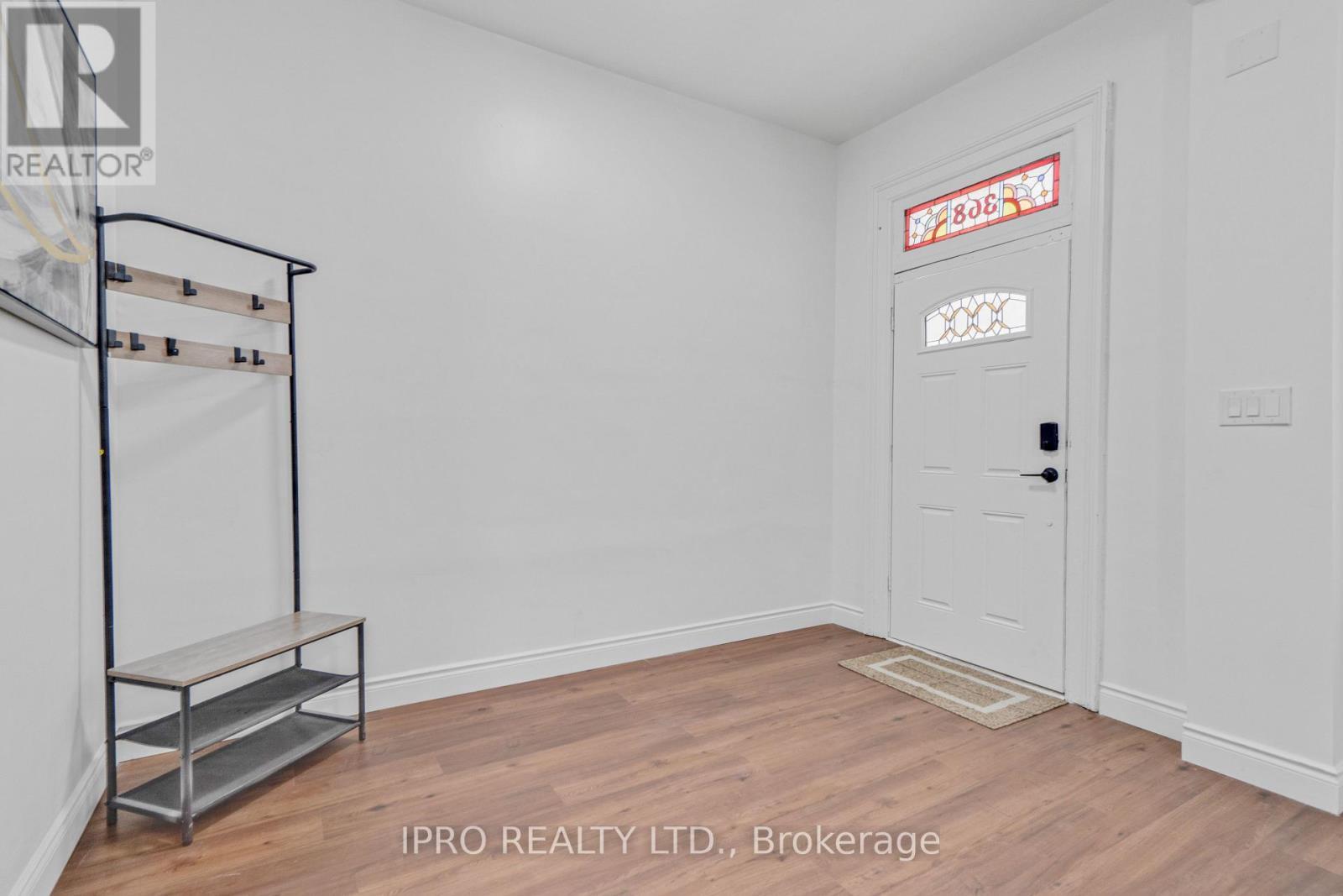 












368 SIMCOE STREET

,
London East (East K),




Ontario
N6B1J7

