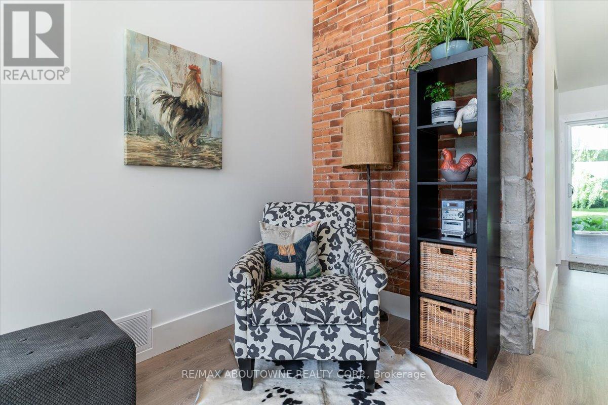 












674217 HURONTARIO STREET

,
Mono,




Ontario
L9W5R9

