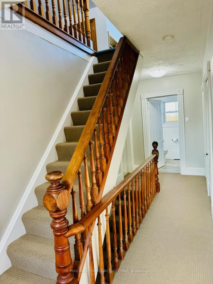 












674217 HURONTARIO STREET

,
Mono,




Ontario
L9W5R9

