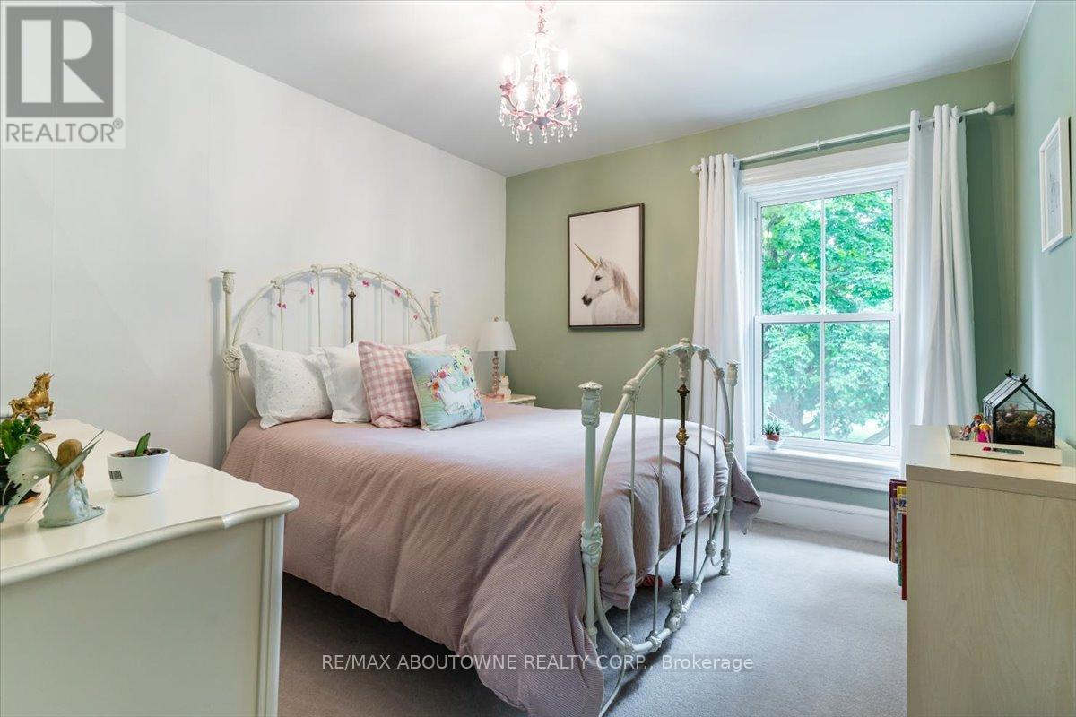 












674217 HURONTARIO STREET

,
Mono,




Ontario
L9W5R9

