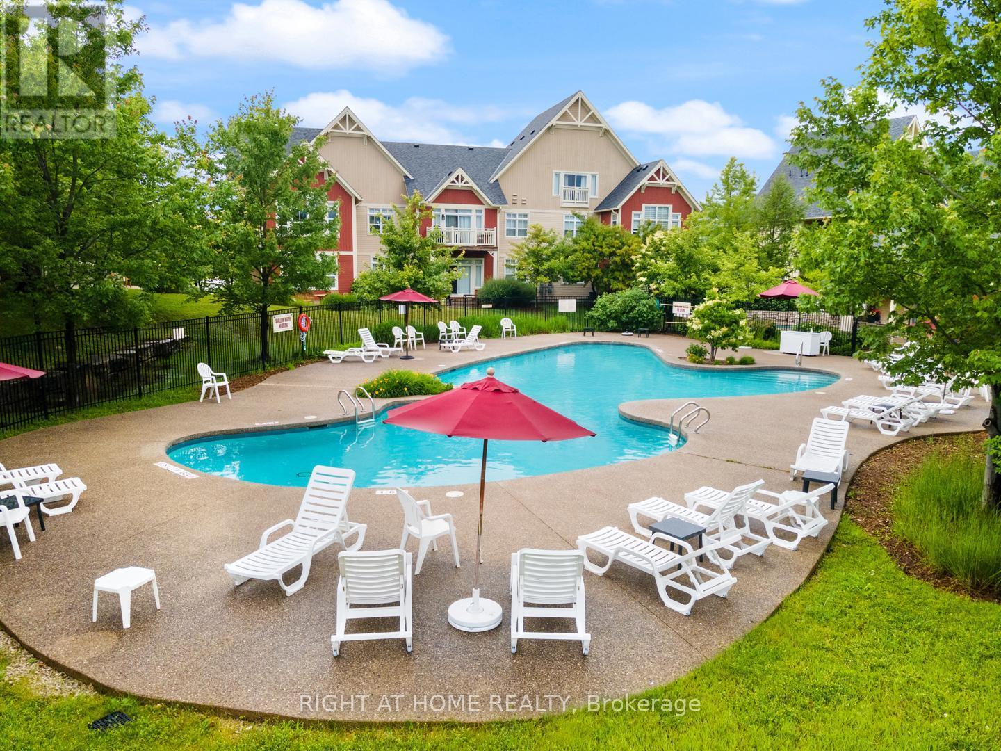 












229 - 130 FAIRWAY COURT

,
Blue Mountains,




Ontario
N3W1Y1

