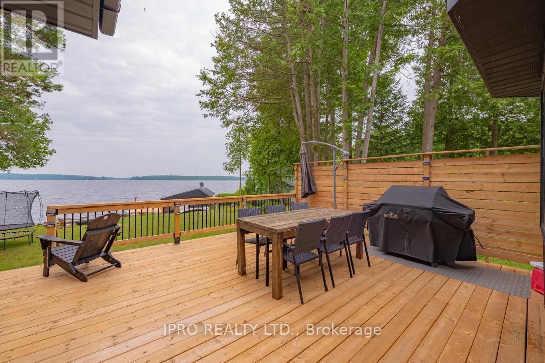 












27 FIRE ROUTE 103G

,
Trent Lakes,




Ontario
K0M1A0

