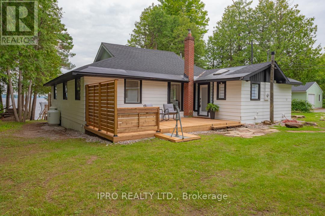 












27 FIRE ROUTE 103G

,
Trent Lakes,




Ontario
K0M1A0


