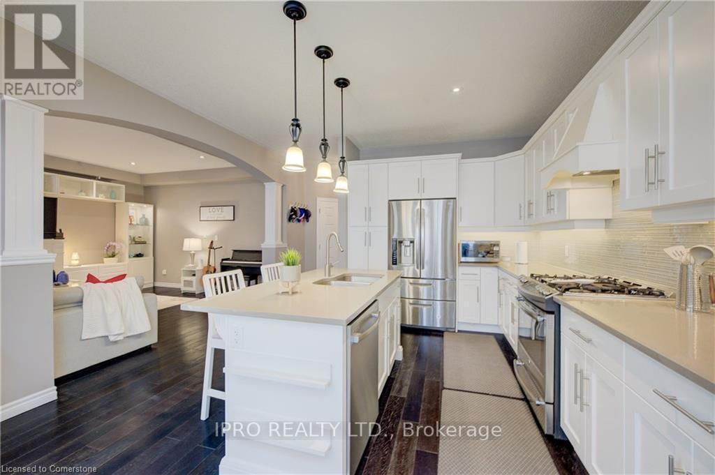 












298 TREMAINE CRESCENT

,
Kitchener,




Ontario
N2A4L8

