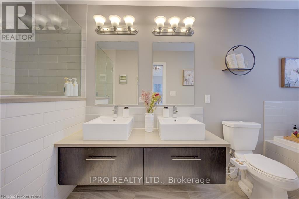 












298 TREMAINE CRESCENT

,
Kitchener,




Ontario
N2A4L8

