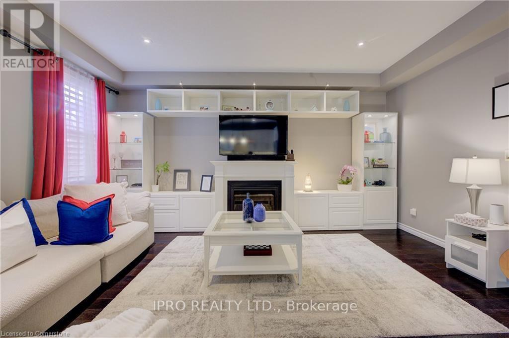 












298 TREMAINE CRESCENT

,
Kitchener,




Ontario
N2A4L8


