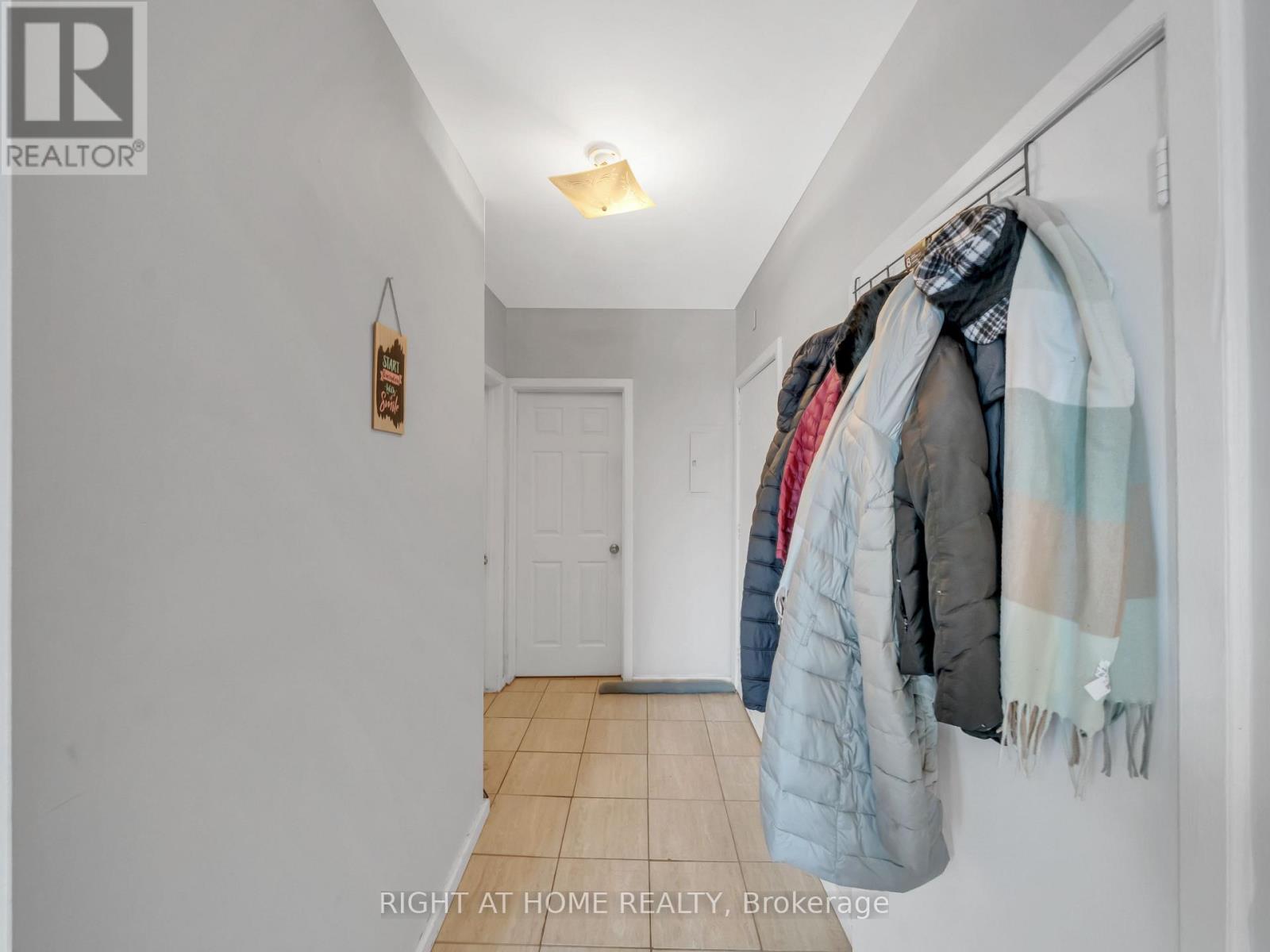 












279 DROUILLARD ROAD

,
Windsor,




Ontario
N8Y2P4

