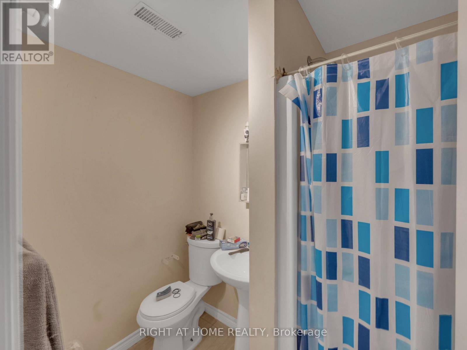 












279 DROUILLARD ROAD

,
Windsor,




Ontario
N8Y2P4

