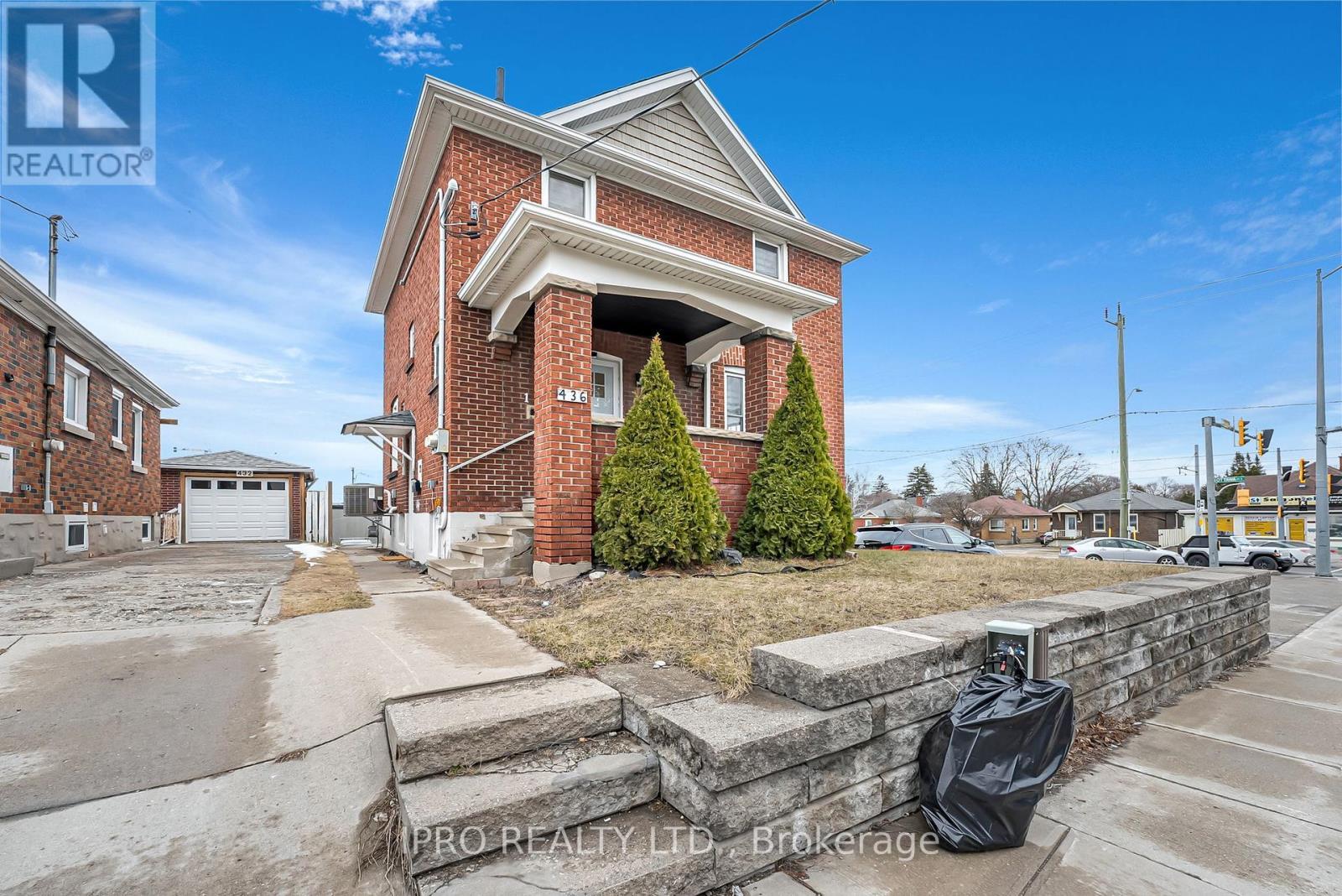 












436 COURTLAND AVENUE E

,
Kitchener,




Ontario
N2G2W4

