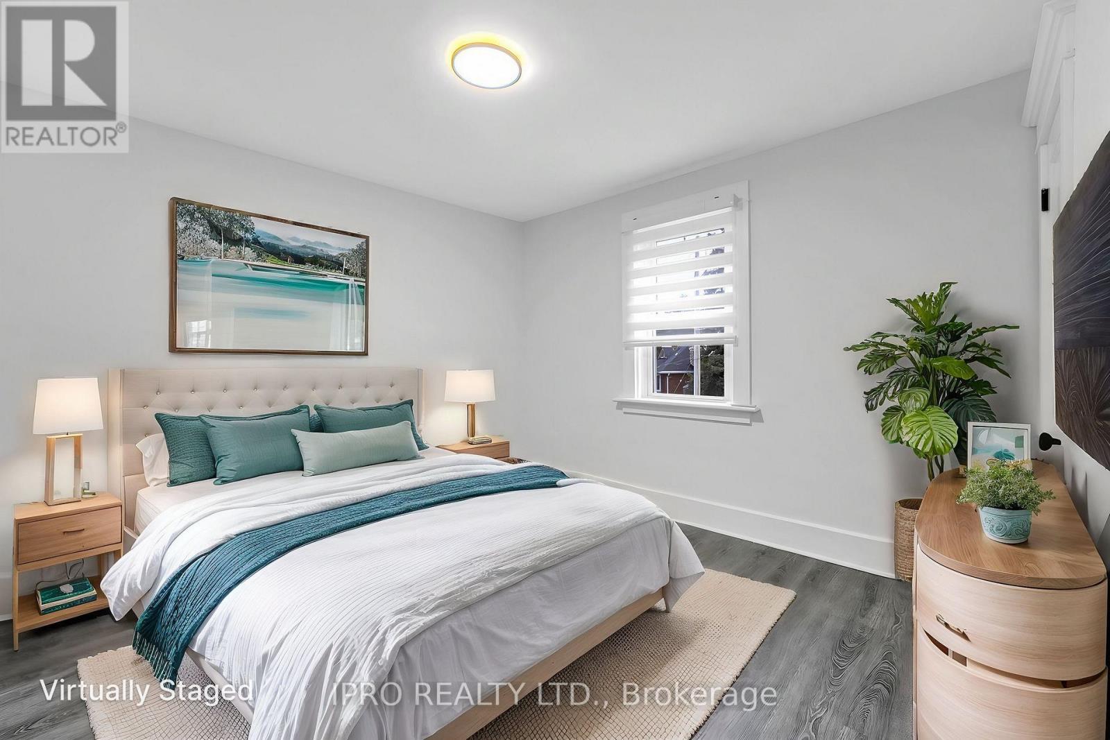 












436 COURTLAND AVENUE E

,
Kitchener,




Ontario
N2G2W4

