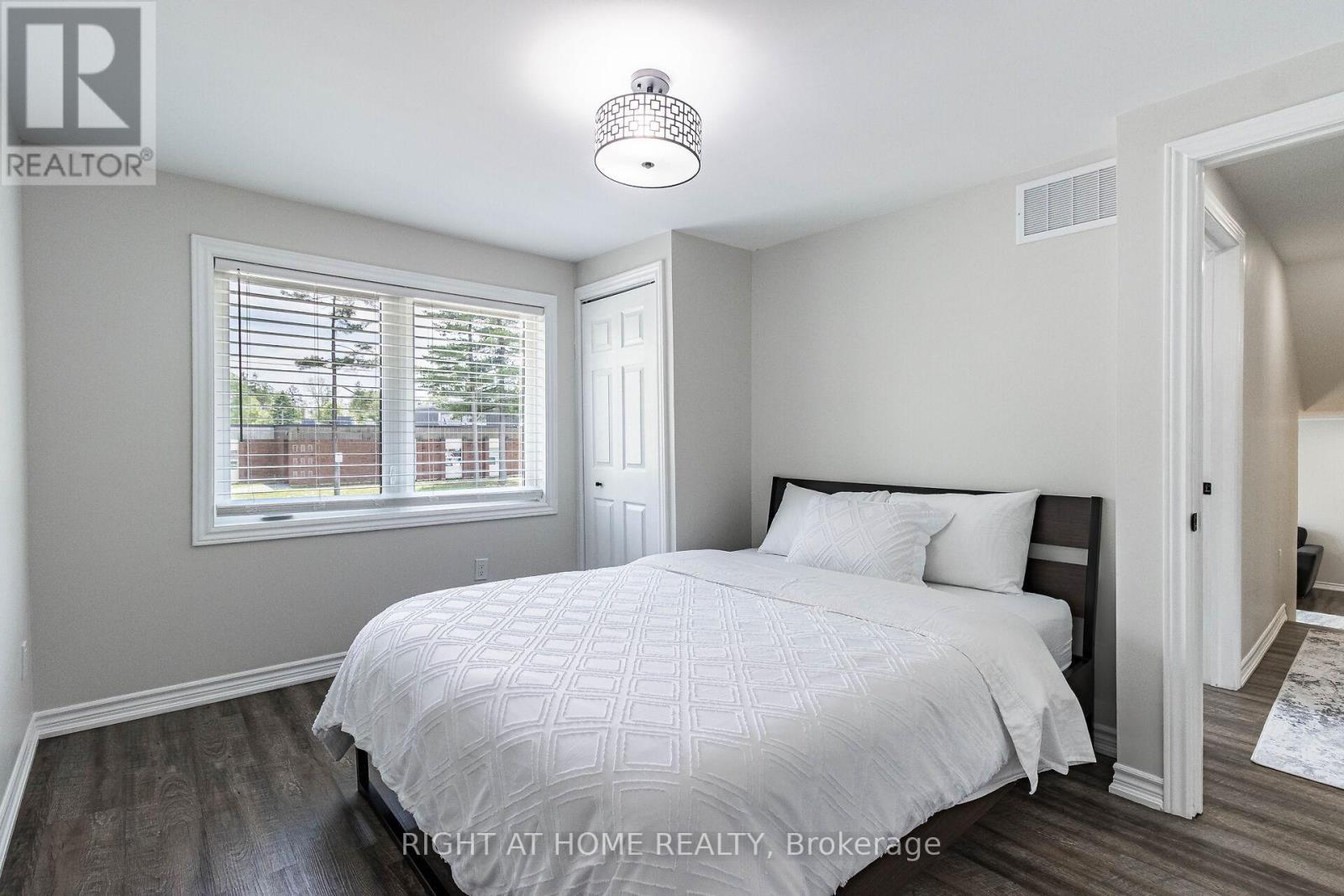 












248 MARY STREET

,
Guelph/Eramosa (Rockwood),




Ontario
N0B2K0

