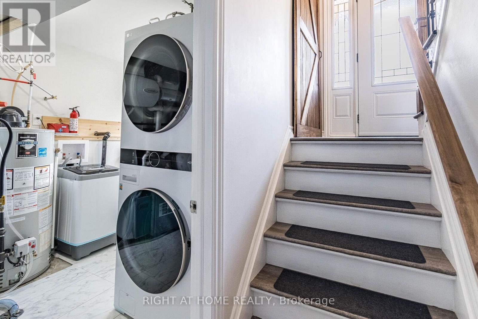 












248 MARY STREET

,
Guelph/Eramosa (Rockwood),




Ontario
N0B2K0

