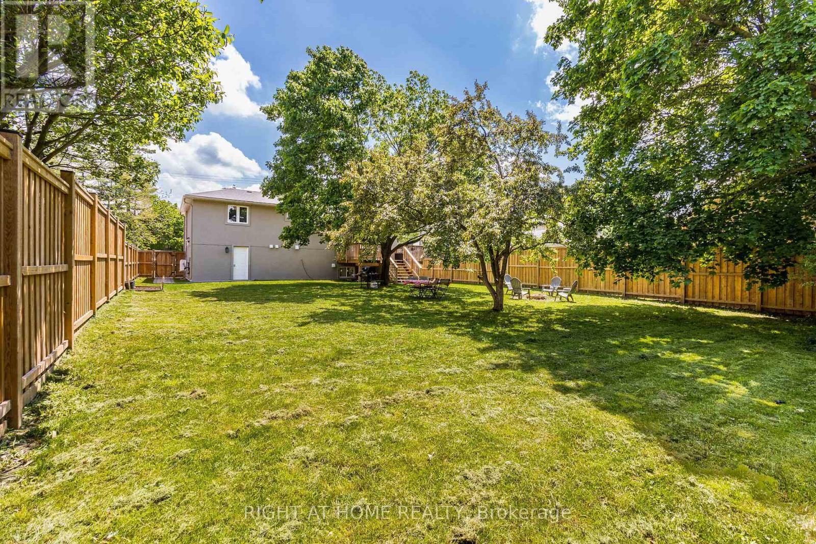 












248 MARY STREET

,
Guelph/Eramosa (Rockwood),




Ontario
N0B2K0

