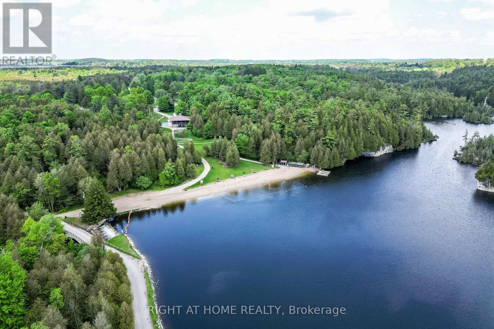












248 MARY STREET

,
Guelph/Eramosa (Rockwood),




Ontario
N0B2K0

