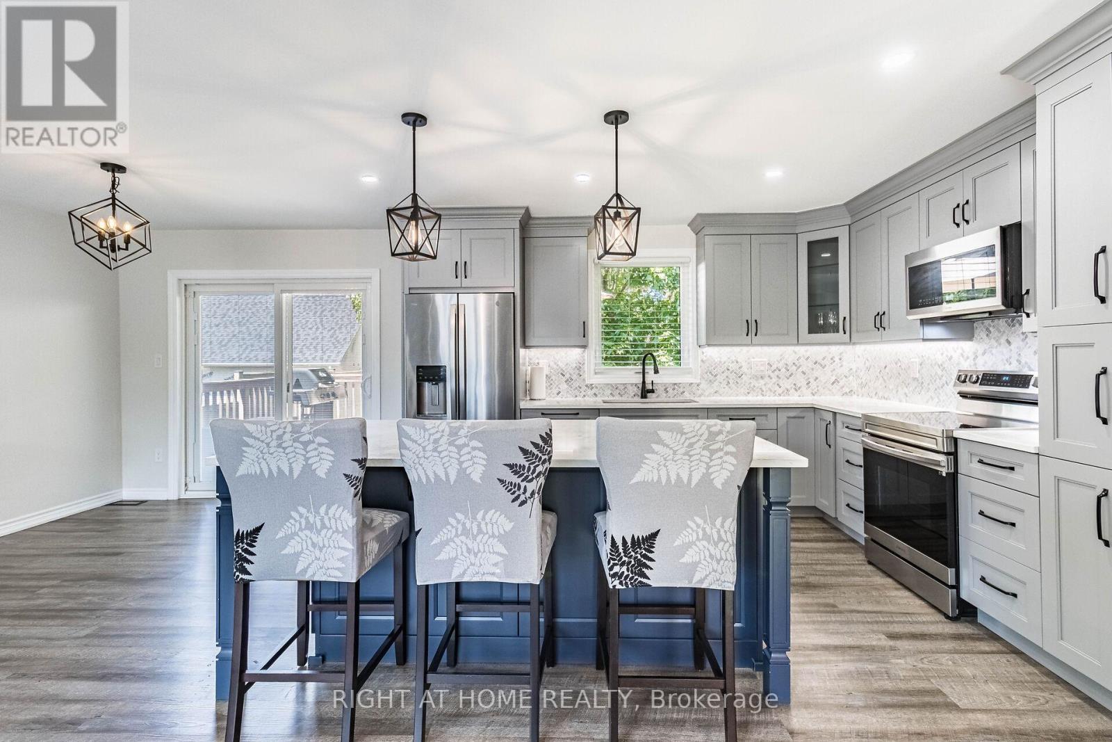 












248 MARY STREET

,
Guelph/Eramosa (Rockwood),




Ontario
N0B2K0

