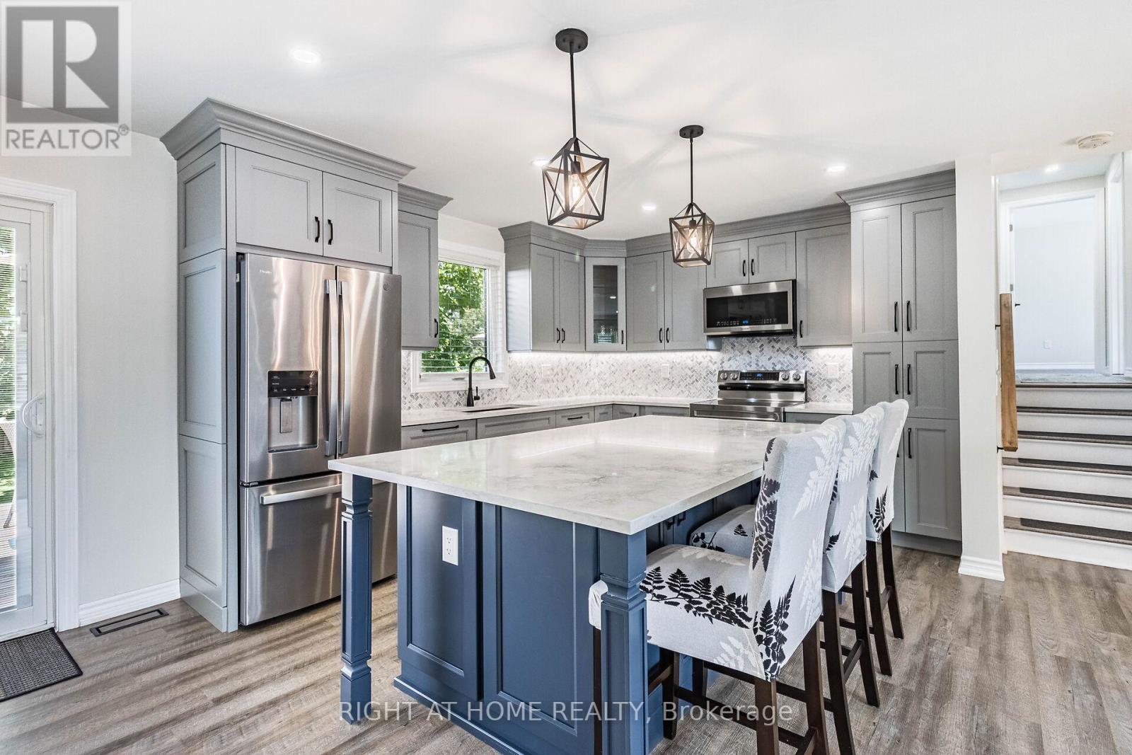 












248 MARY STREET

,
Guelph/Eramosa (Rockwood),




Ontario
N0B2K0

