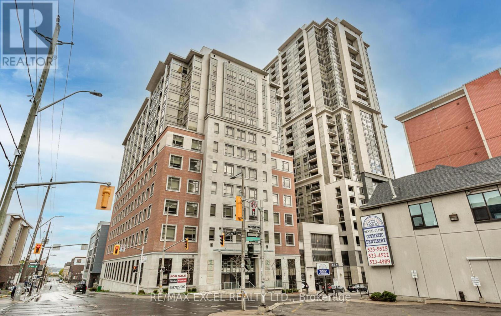 












403 - 150 MAIN STREET W

,
Hamilton (Central),




Ontario
L8P1H8

