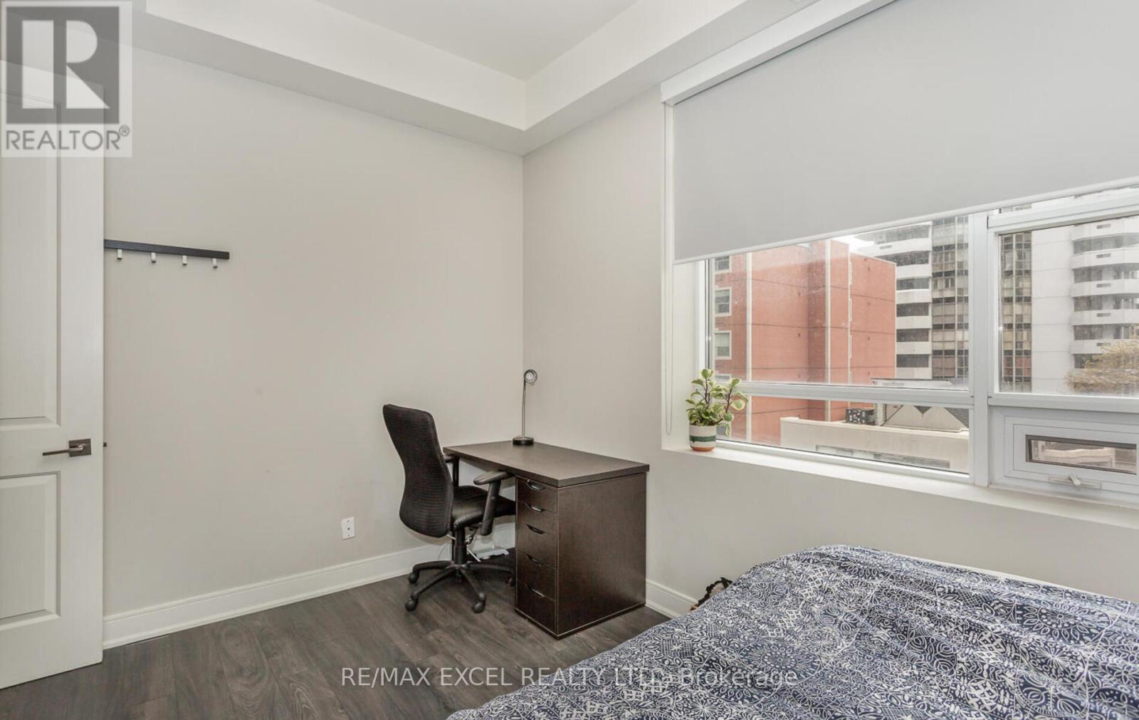 












403 - 150 MAIN STREET W

,
Hamilton (Central),




Ontario
L8P1H8

