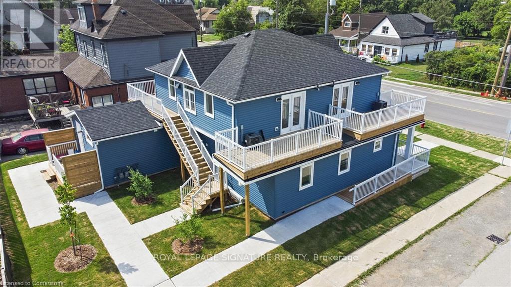 












777 BEACH BOULEVARD

,
Hamilton (Hamilton Beach),




Ontario
L8H6Y5

