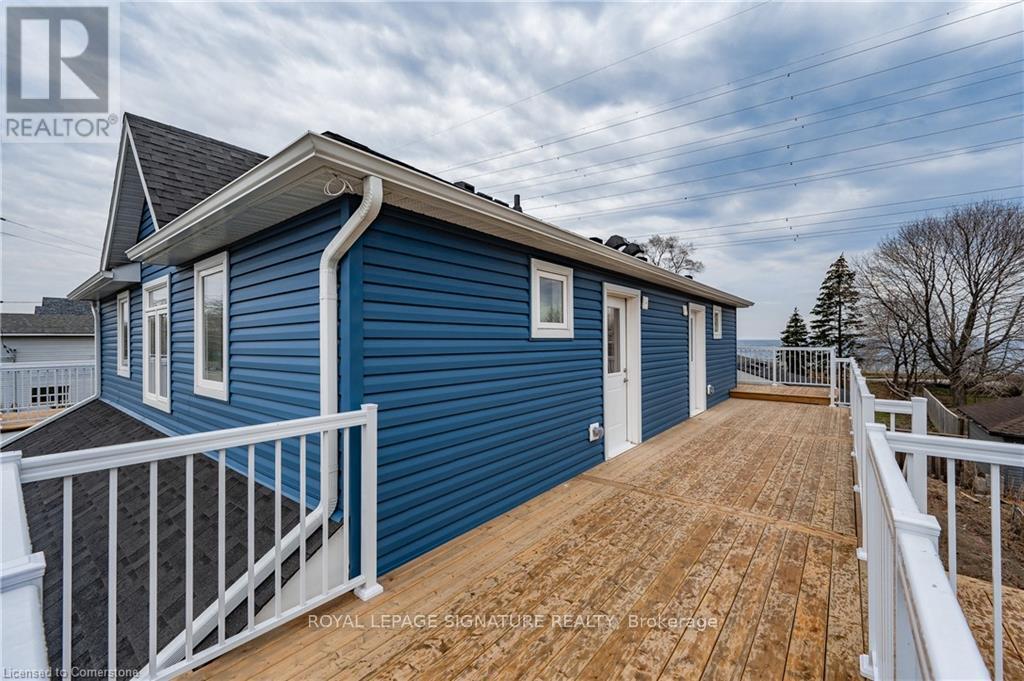 












777 BEACH BOULEVARD

,
Hamilton (Hamilton Beach),




Ontario
L8H6Y5


