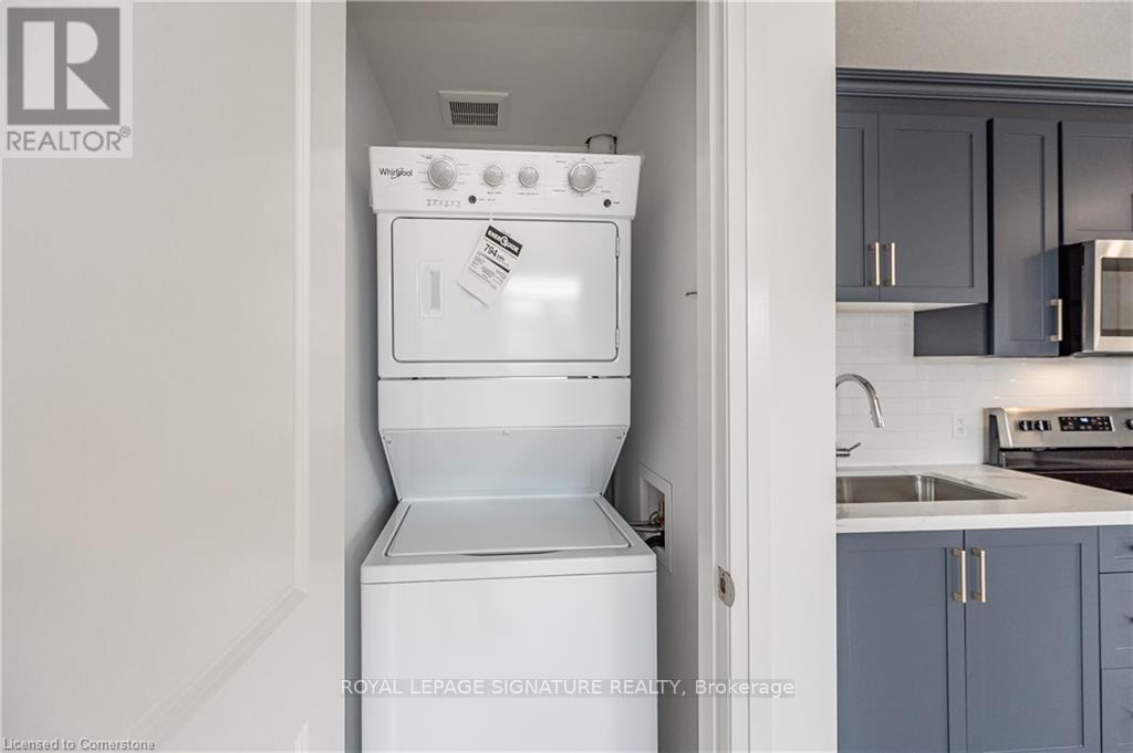 












777 BEACH BOULEVARD

,
Hamilton (Hamilton Beach),




Ontario
L8H6Y5

