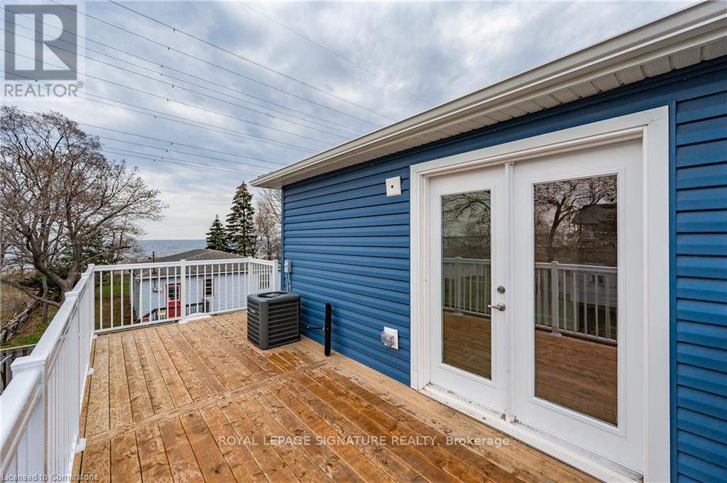 












777 BEACH BOULEVARD

,
Hamilton (Hamilton Beach),




Ontario
L8H6Y5

