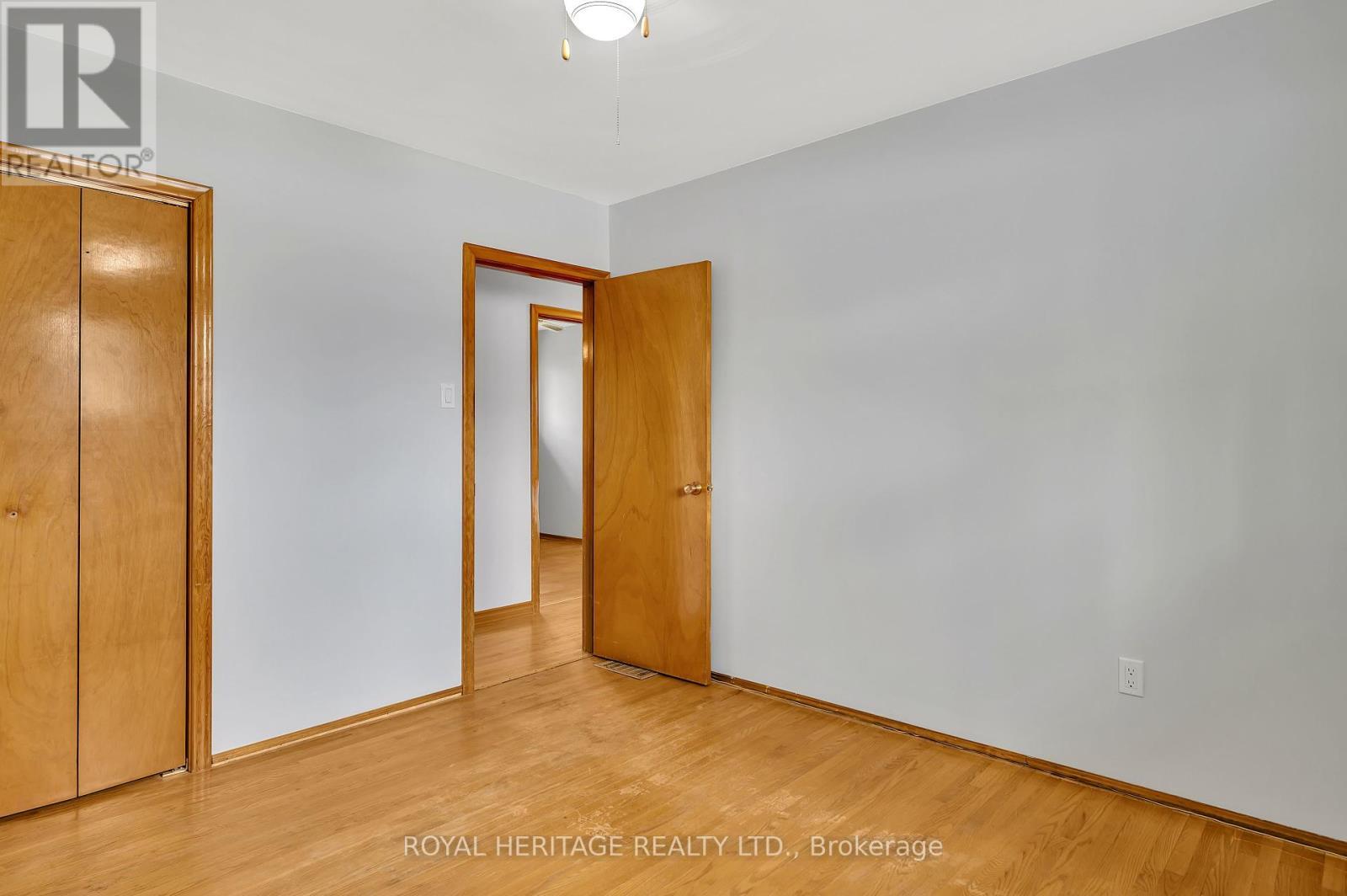 












547 RIVER ROAD S

,
Peterborough South (East),




Ontario
K9J1E6


