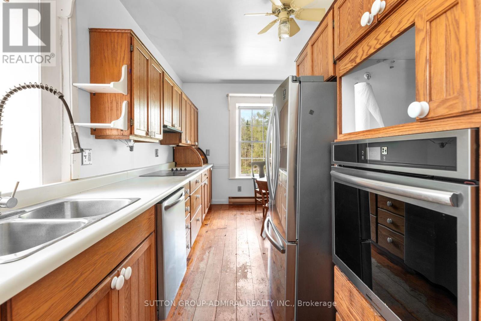 












1967 MOIRA ROAD

,
Centre Hastings,




Ontario
K0K2Y0

