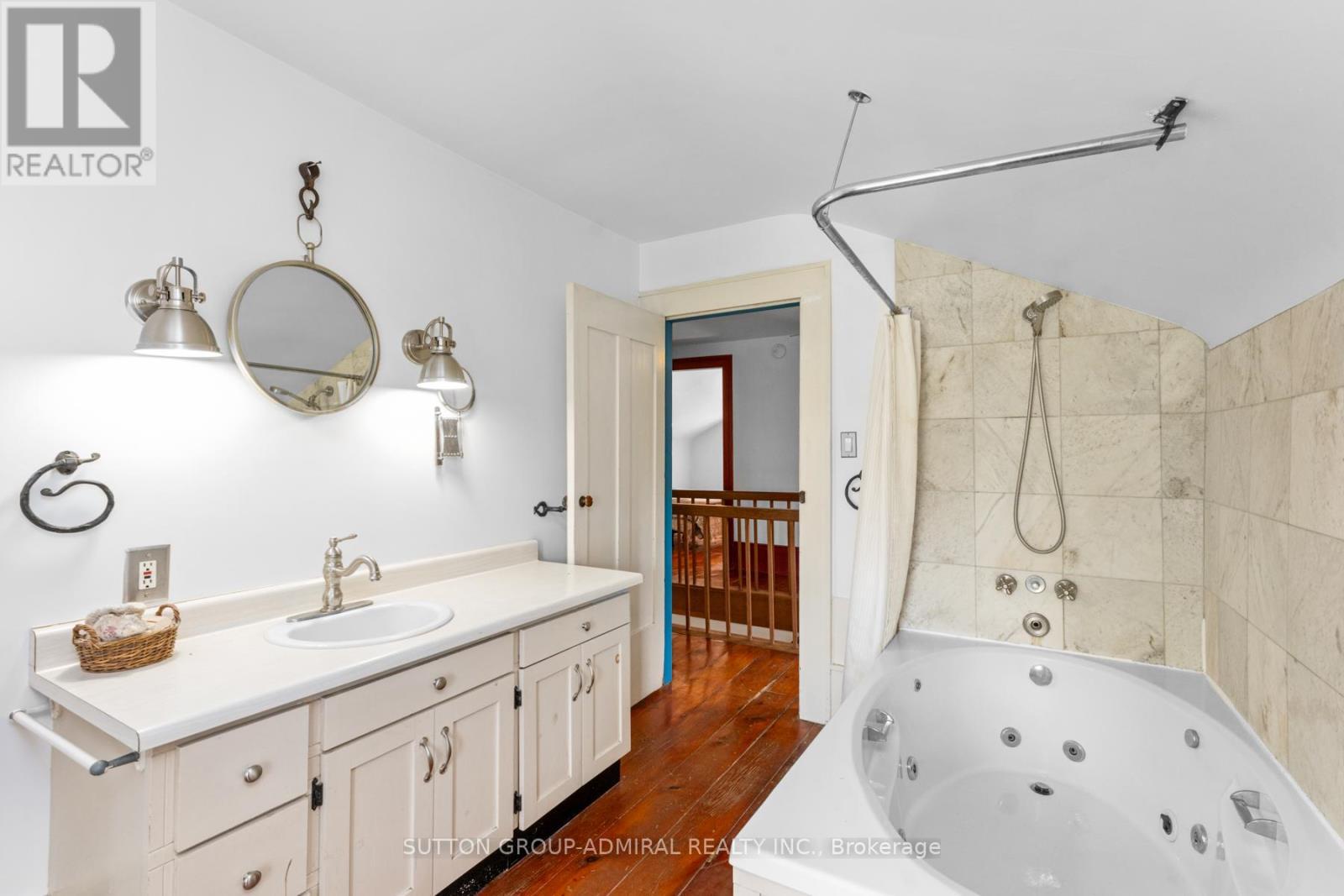 












1967 MOIRA ROAD

,
Centre Hastings,




Ontario
K0K2Y0

