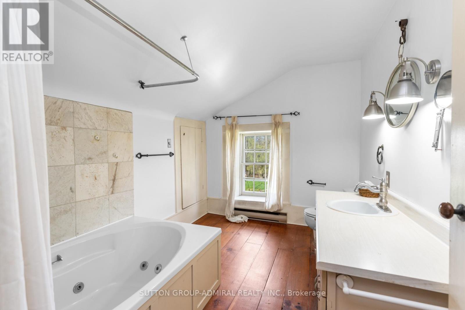 












1967 MOIRA ROAD

,
Centre Hastings,




Ontario
K0K2Y0

