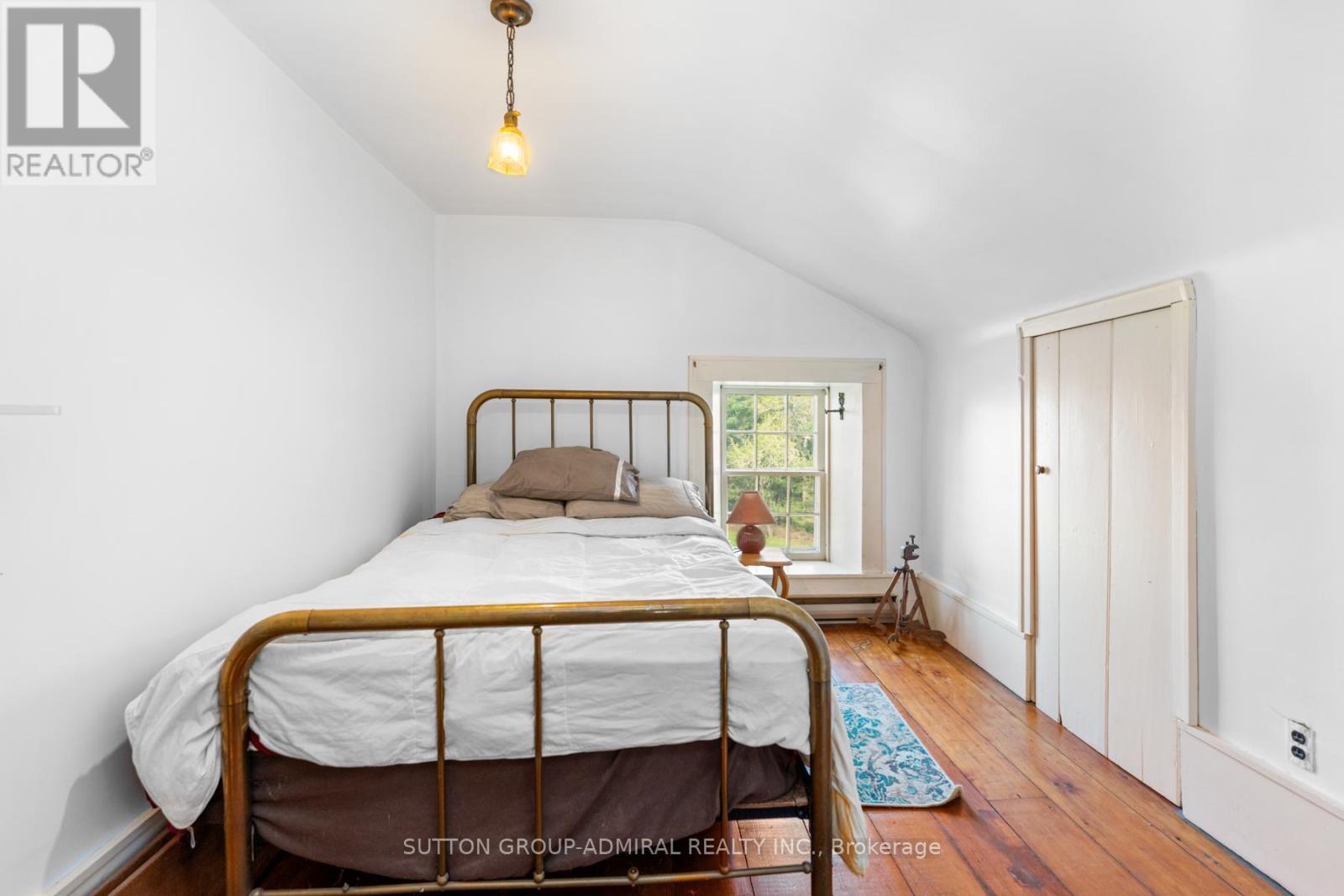 












1967 MOIRA ROAD

,
Centre Hastings,




Ontario
K0K2Y0

