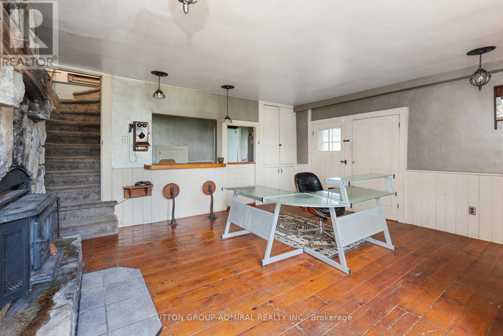 












1967 MOIRA ROAD

,
Centre Hastings,




Ontario
K0K2Y0

