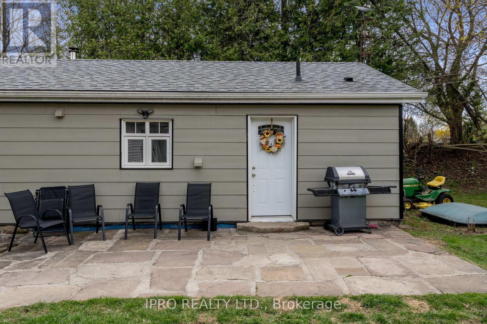 












45 WELLINGTON 124 ROAD

,
Erin,




Ontario
N0B1T0

