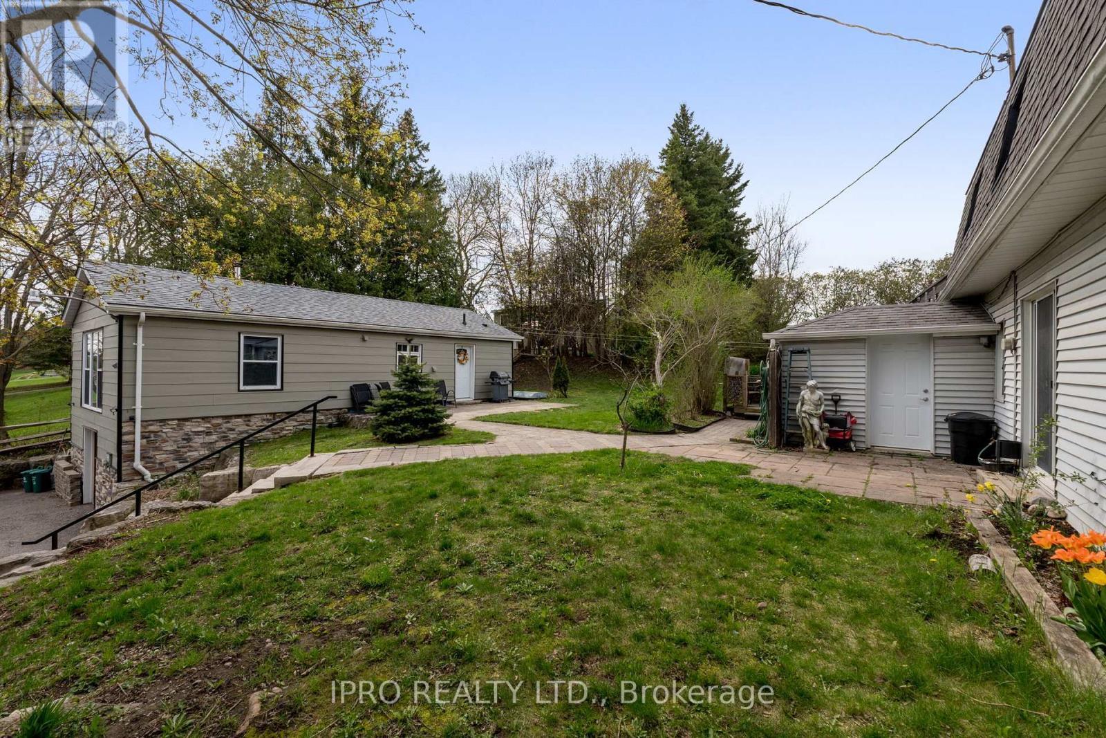 












45 WELLINGTON 124 ROAD

,
Erin,




Ontario
N0B1T0


