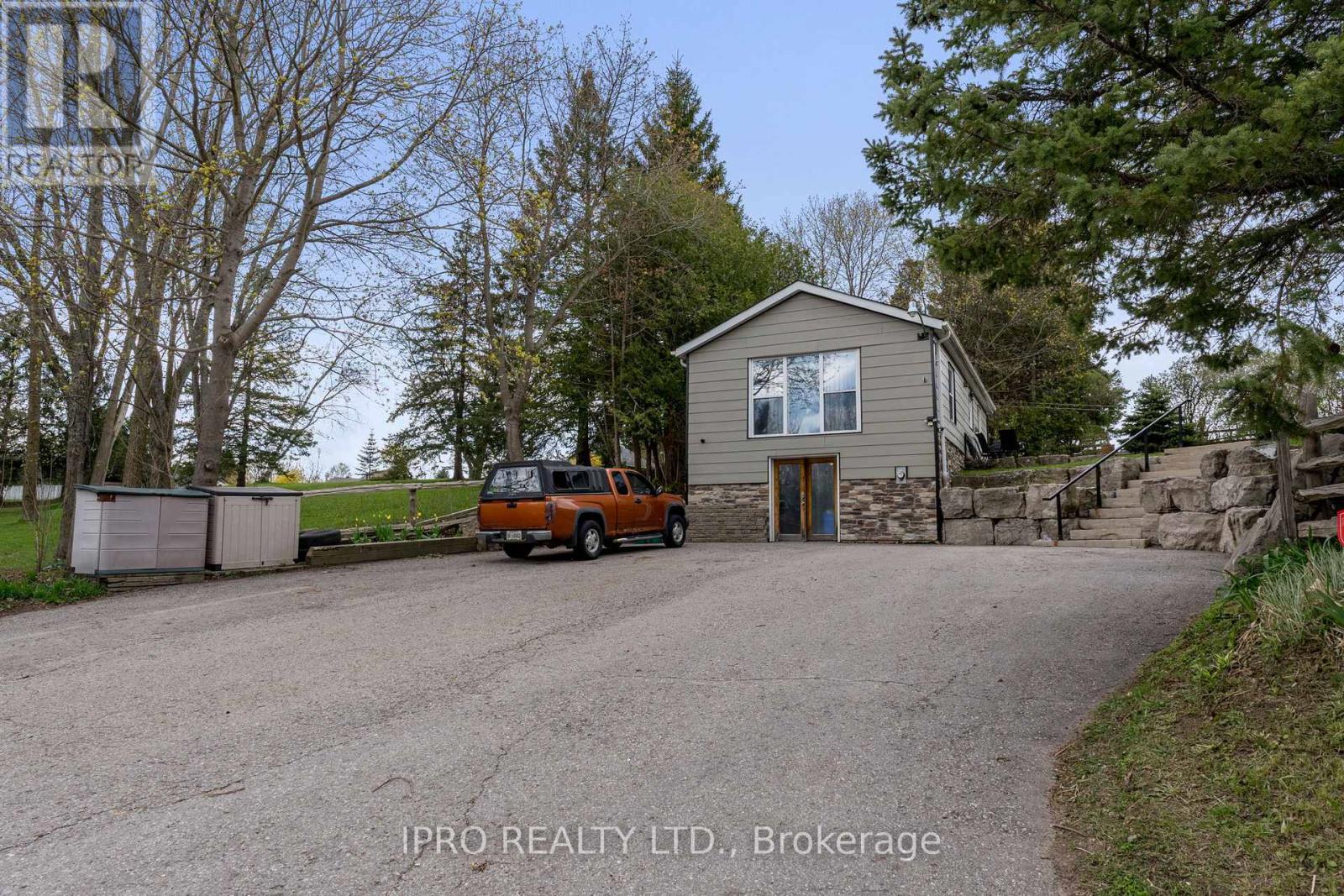 












45 WELLINGTON 124 ROAD

,
Erin,




Ontario
N0B1T0

