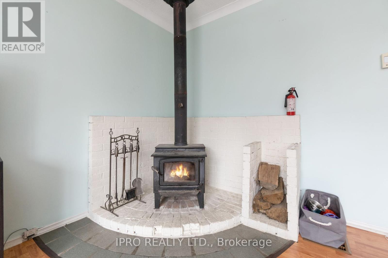 












45 WELLINGTON 124 ROAD

,
Erin,




Ontario
N0B1T0

