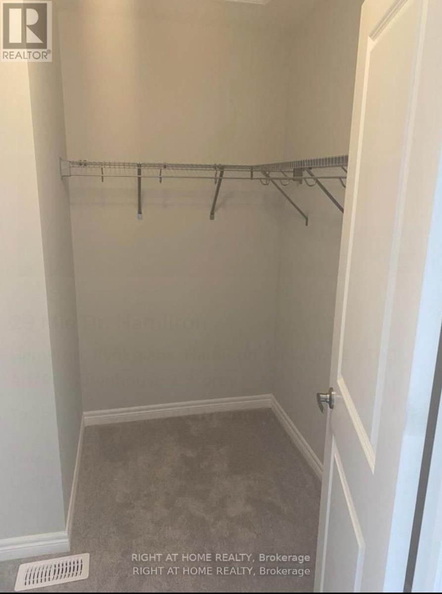 












29 MIA DRIVE

,
Hamilton (Ryckmans),




Ontario
L9B0J8

