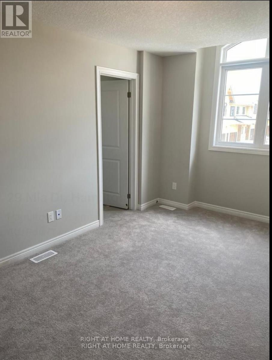 












29 MIA DRIVE

,
Hamilton (Ryckmans),




Ontario
L9B0J8

