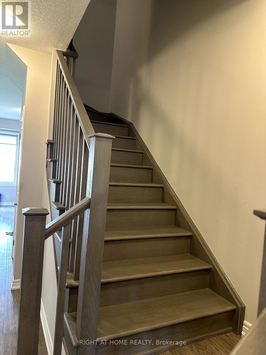 












29 MIA DRIVE

,
Hamilton (Ryckmans),




Ontario
L9B0J8

