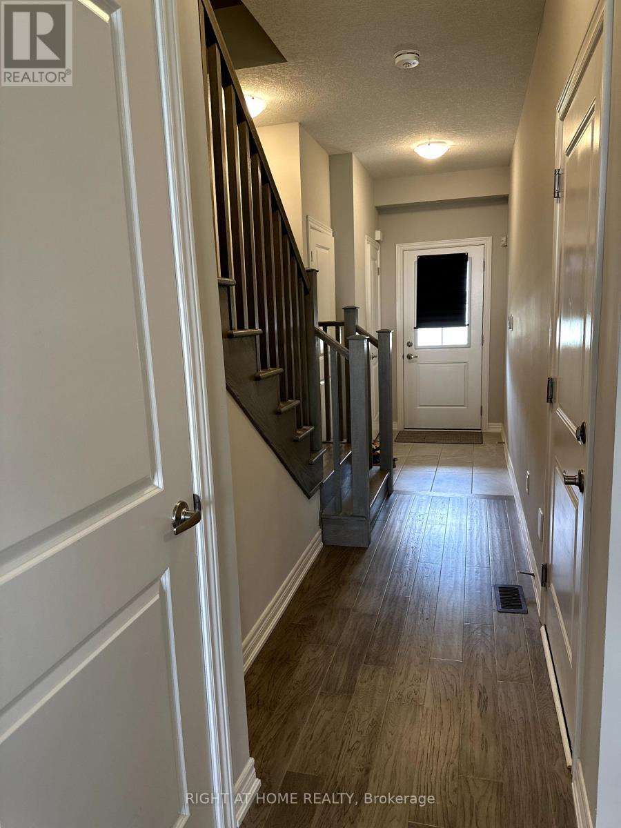 












29 MIA DRIVE

,
Hamilton (Ryckmans),




Ontario
L9B0J8

