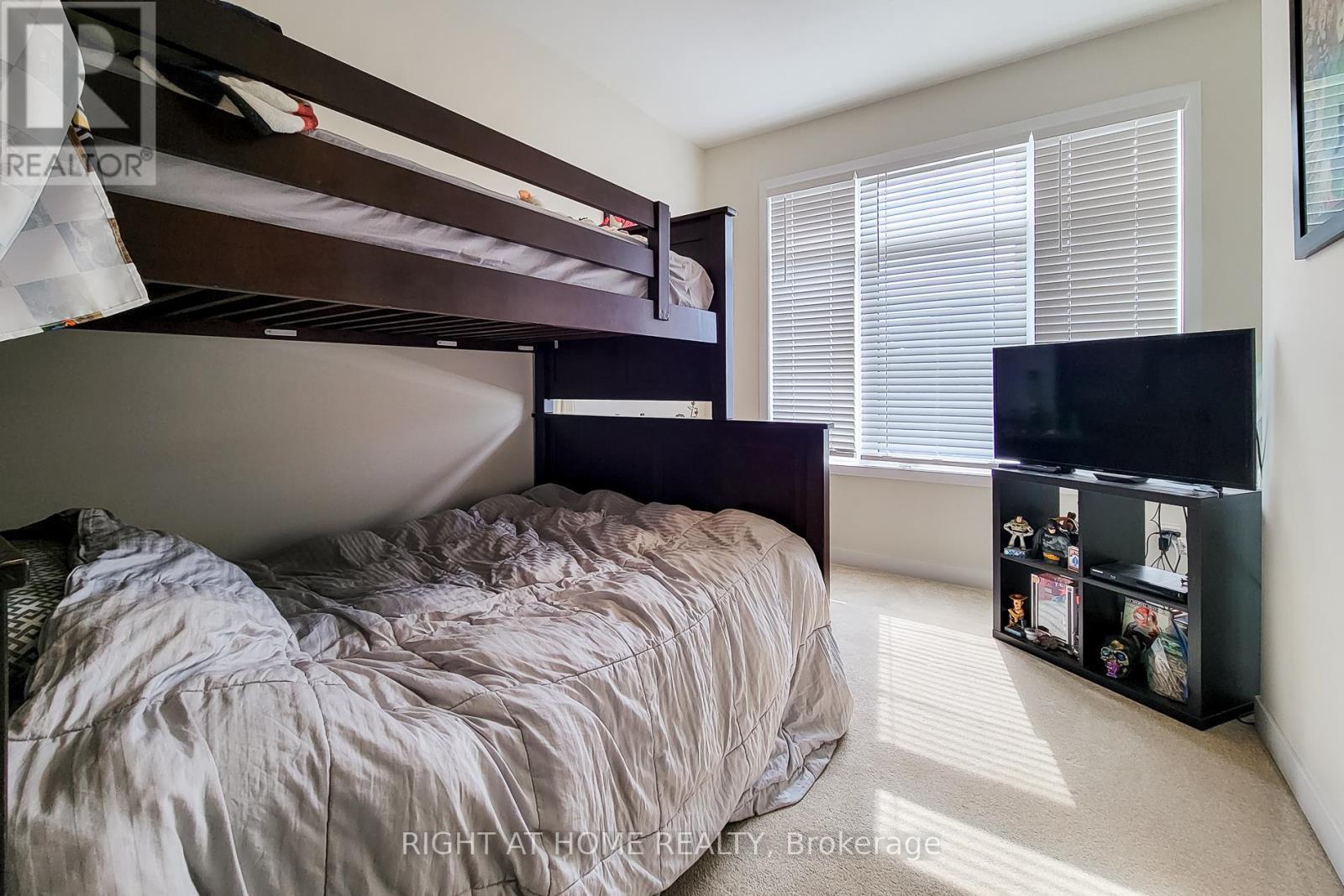 












8 OWL LANE

,
Haldimand,




Ontario
N3W0G4

