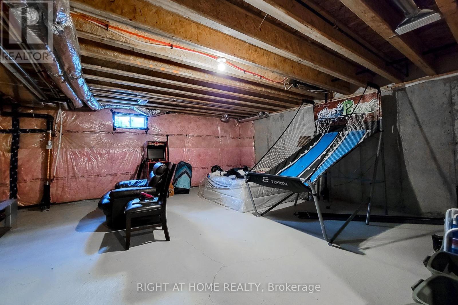 












8 OWL LANE

,
Haldimand,




Ontario
N3W0G4

