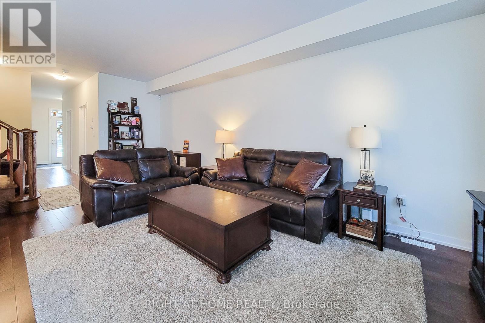 












8 OWL LANE

,
Haldimand,




Ontario
N3W0G4

