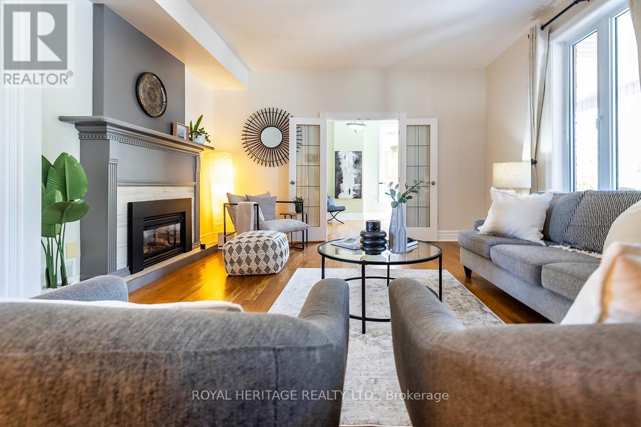 












17 FRANCIS STREET

,
Kawartha Lakes (Lindsay),




Ontario
K9V3R7

