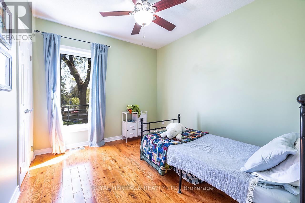 












17 FRANCIS STREET

,
Kawartha Lakes (Lindsay),




Ontario
K9V3R7

