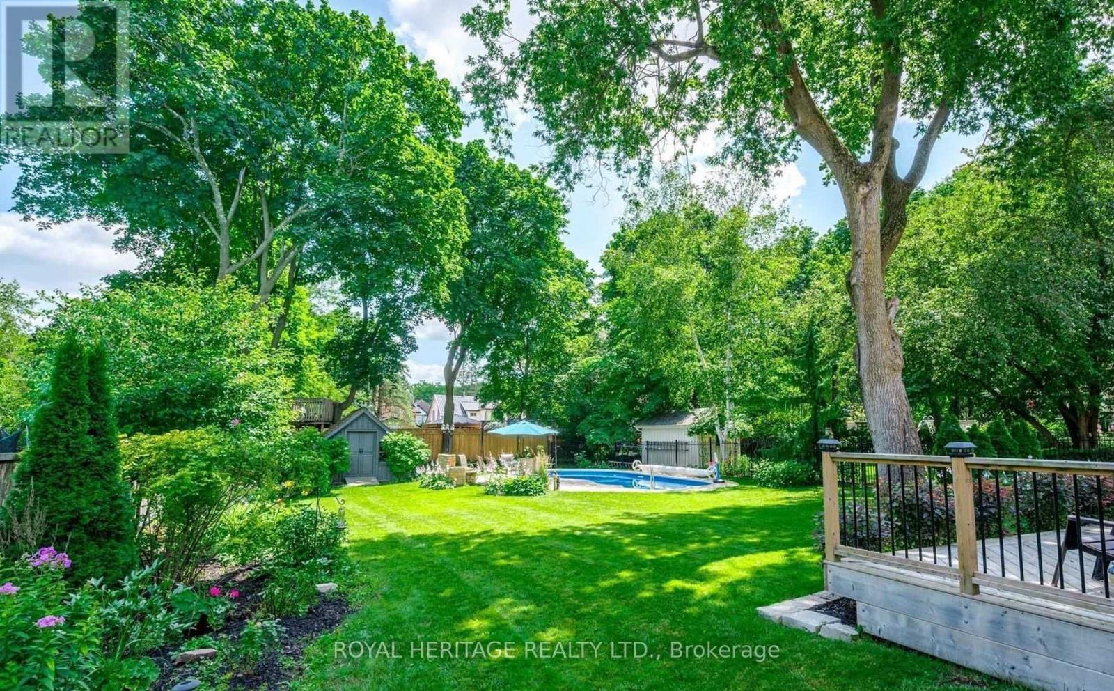 












17 FRANCIS STREET

,
Kawartha Lakes (Lindsay),




Ontario
K9V3R7

